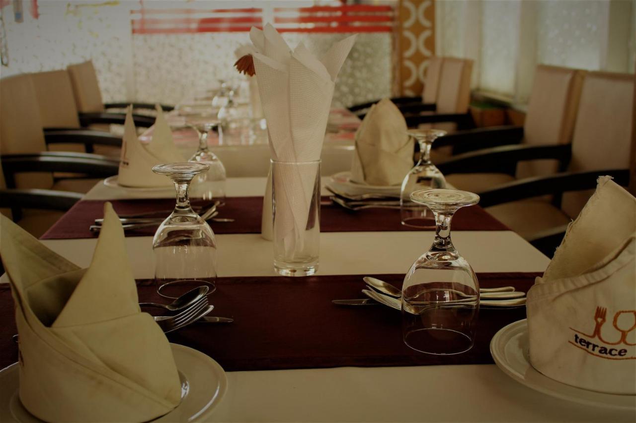 Hotel Blue Bird Dhaka Exterior photo