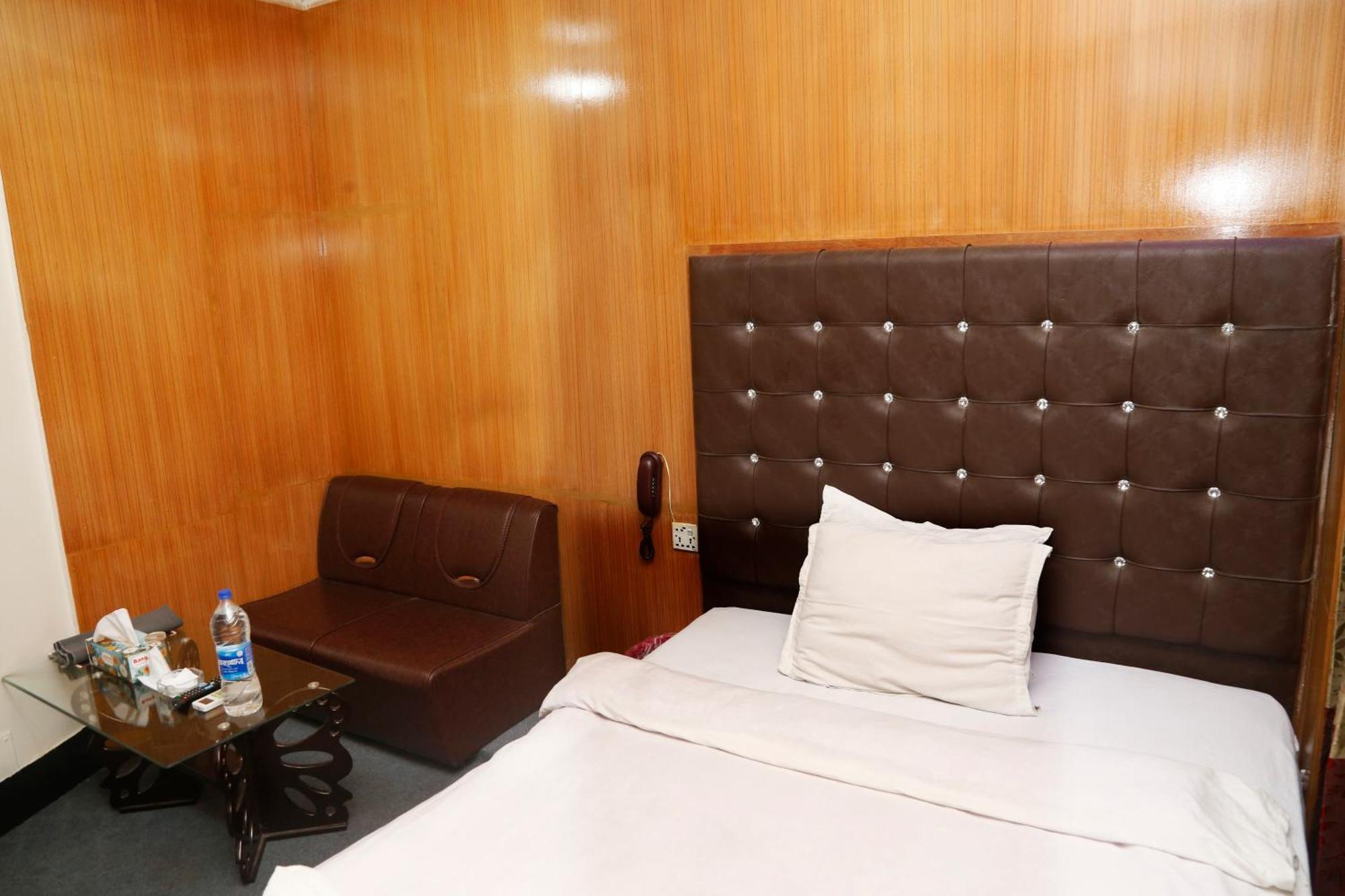 Hotel Blue Bird Dhaka Exterior photo