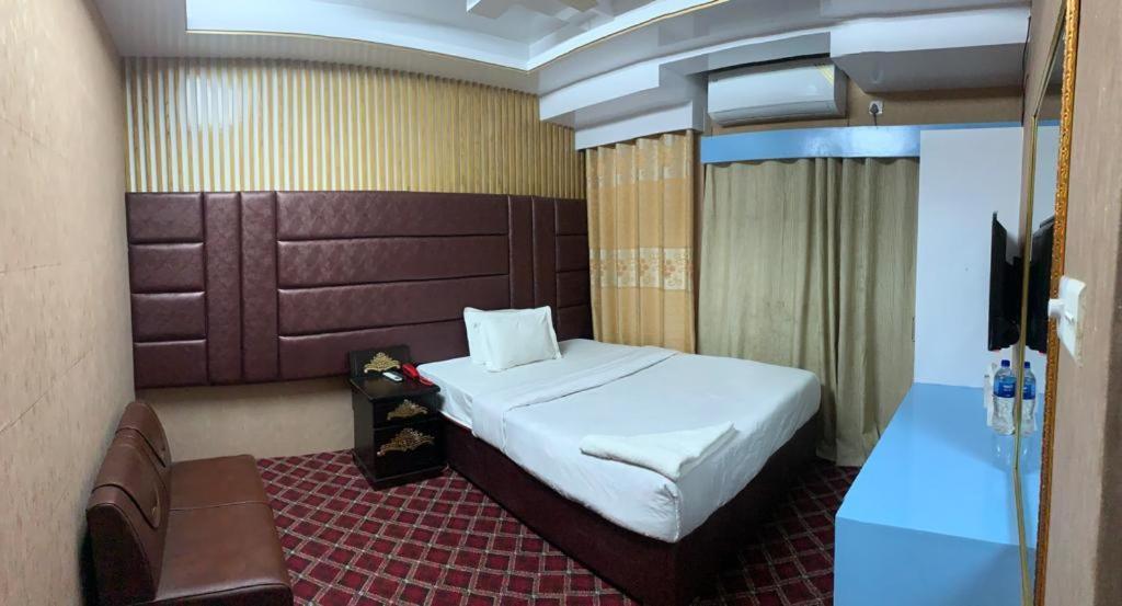 Hotel Blue Bird Dhaka Room photo