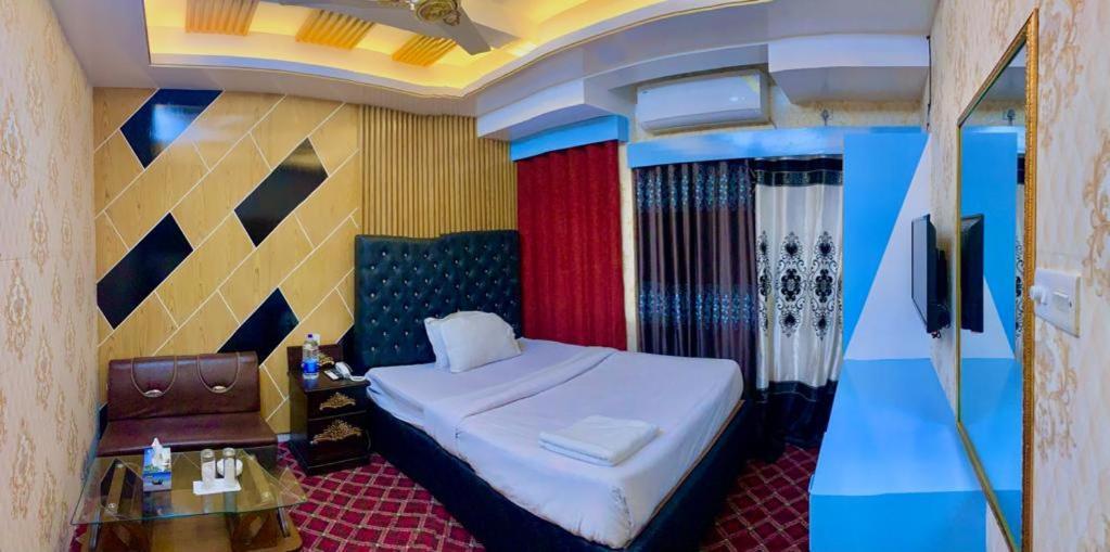 Hotel Blue Bird Dhaka Room photo